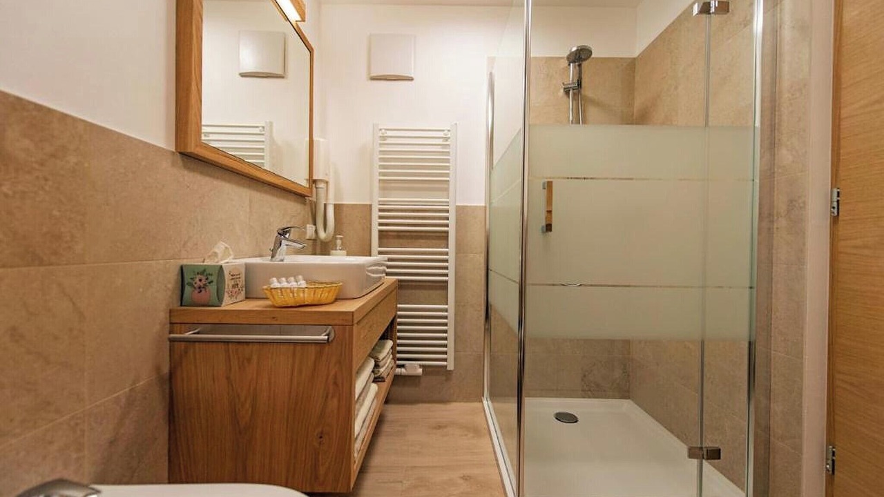 Photo of Bathroom in Albions