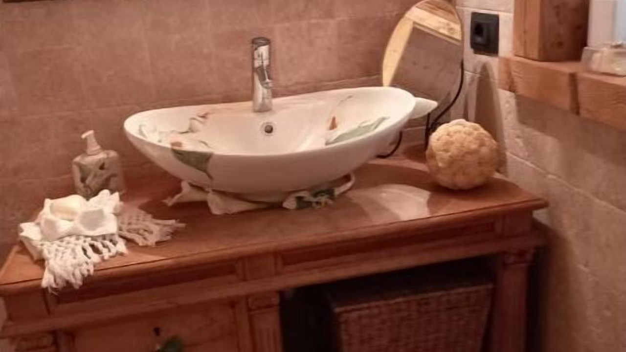 Photo of Bathroom in Pecol