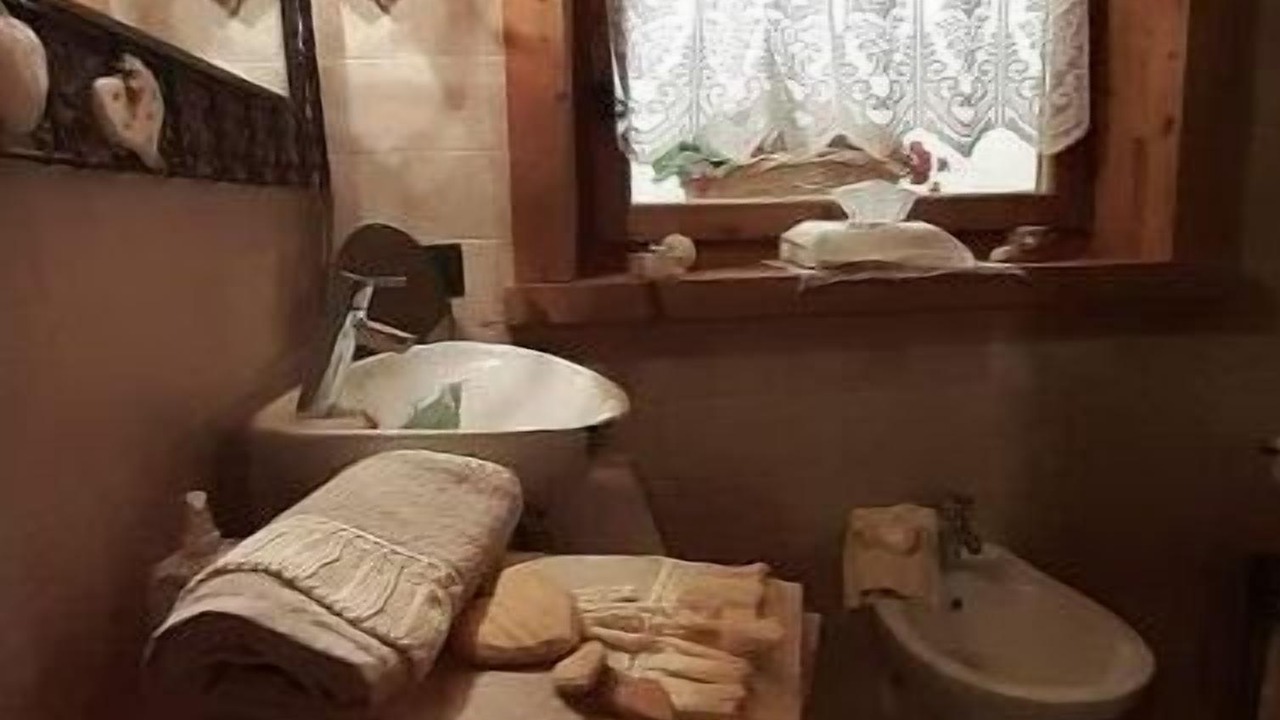 Photo of Bathroom in Pecol
