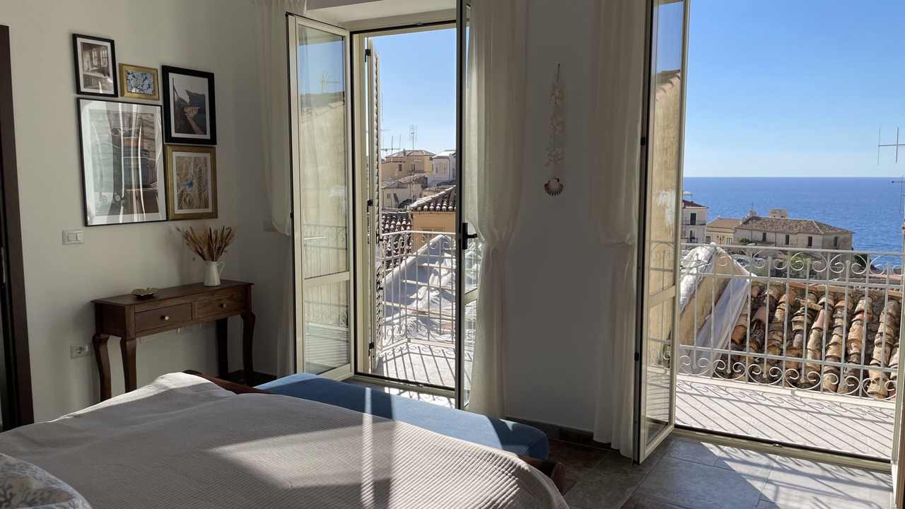Photo of Bedroom in Pizzo