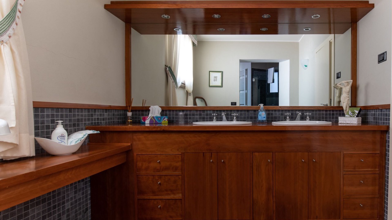 Photo of Bathroom in Montale