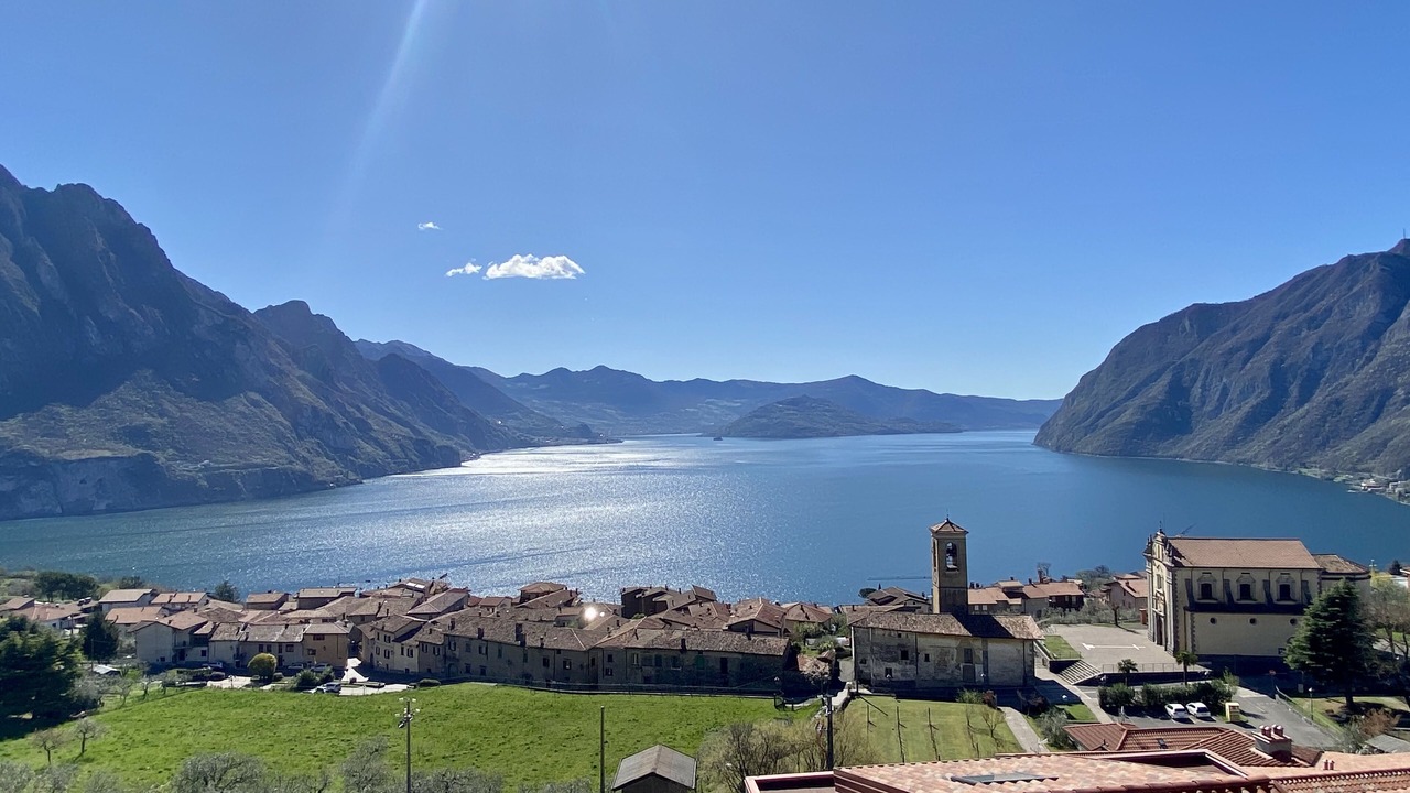Photo of Others in Solto Collina
