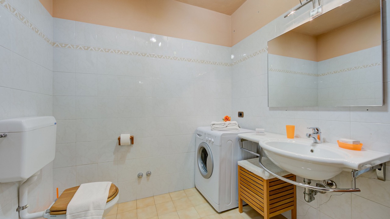 Photo of Bathroom in Vesio