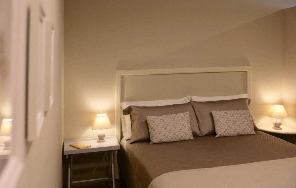 Photo of Bedroom in Monforte d'Alba