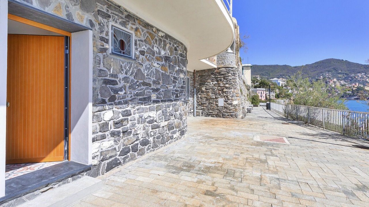 Photo of Outdoor in Recco