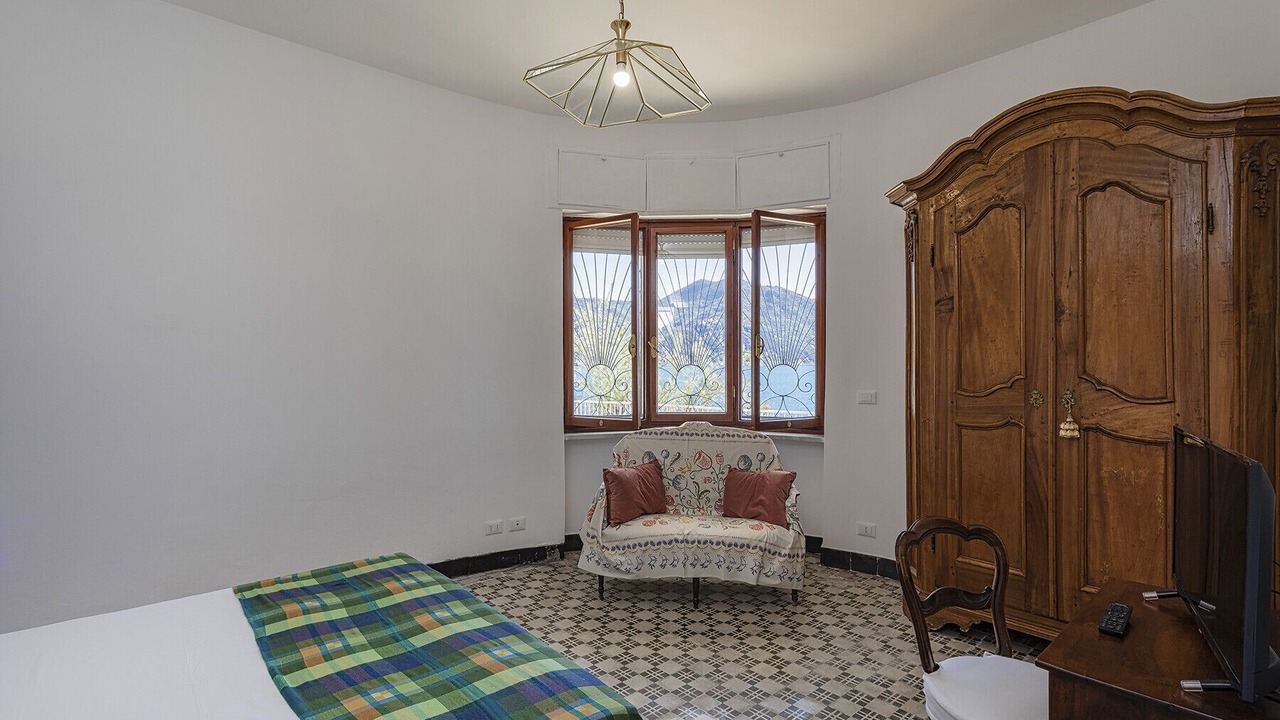 Photo of Bedroom in Recco