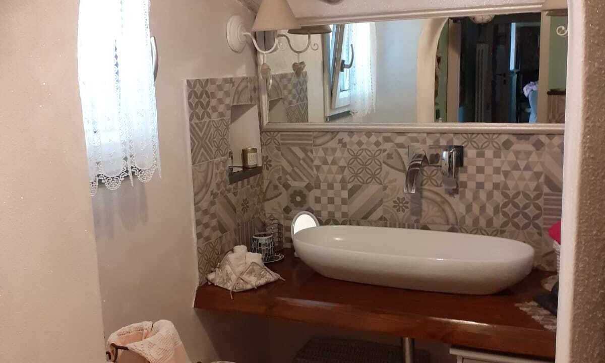 Photo of Bathroom in Colle di Compito