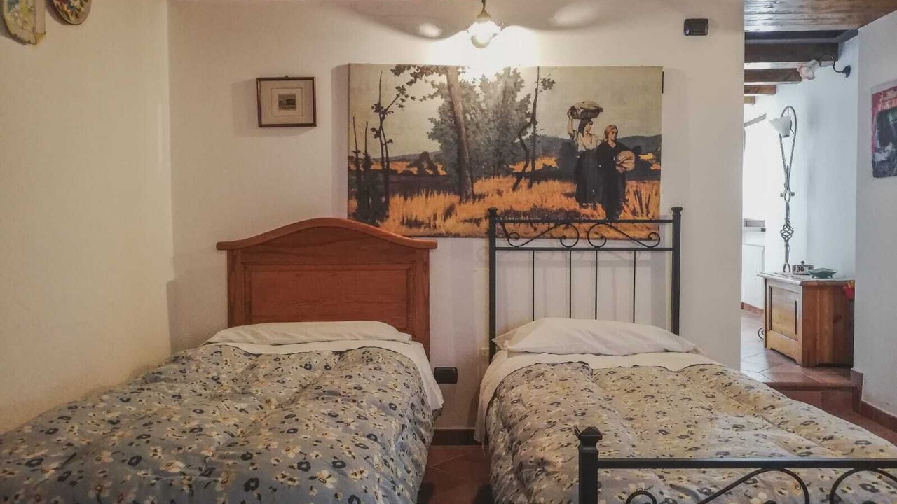 Photo of Bedroom in Valmozzola