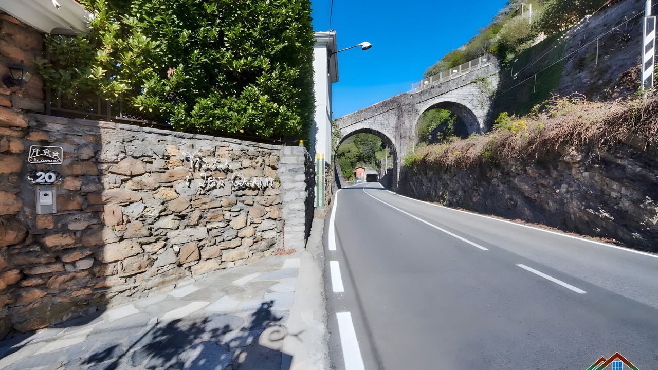 Photo of Others in Bellano