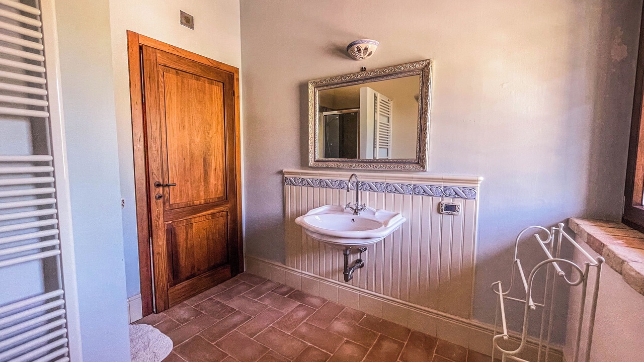 Photo of Bathroom in Deruta