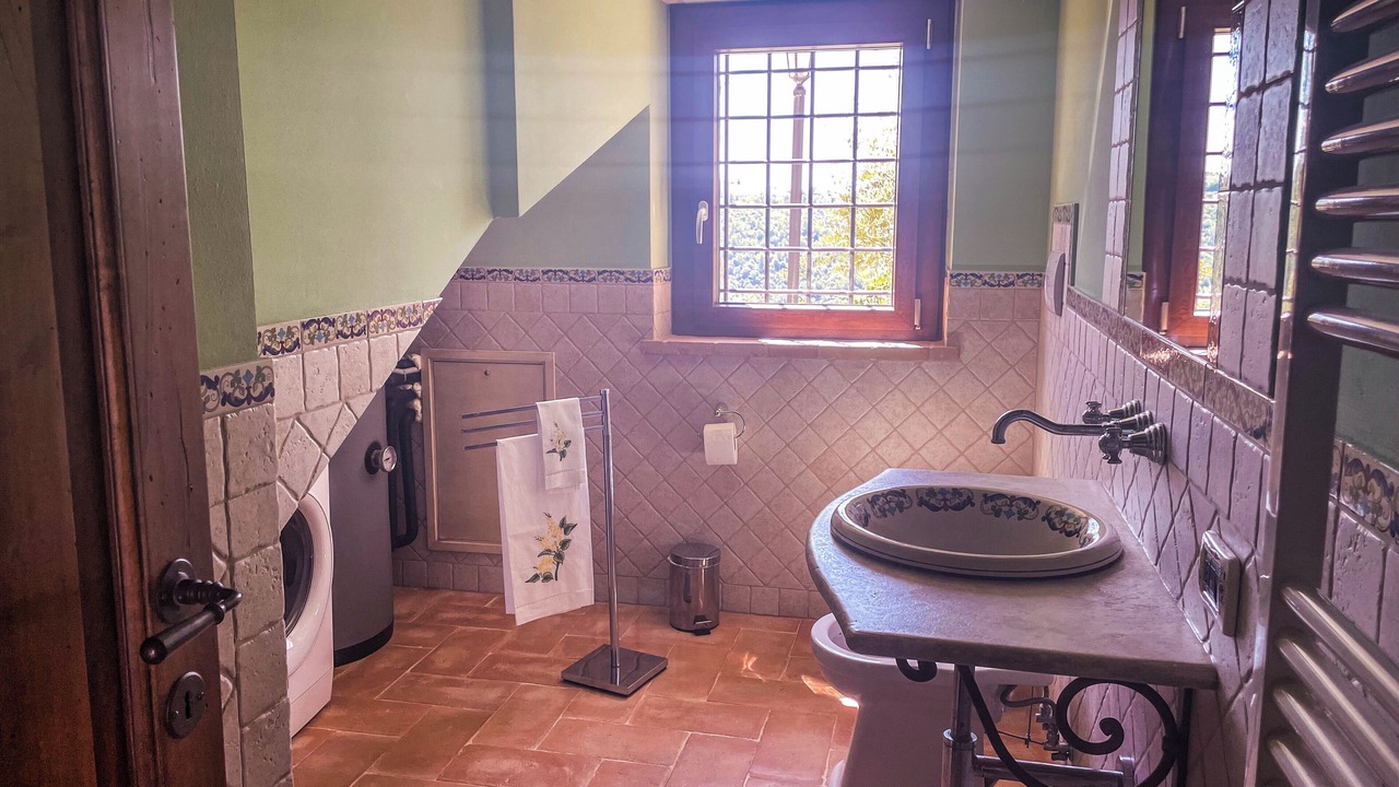 Photo of Bathroom in Deruta