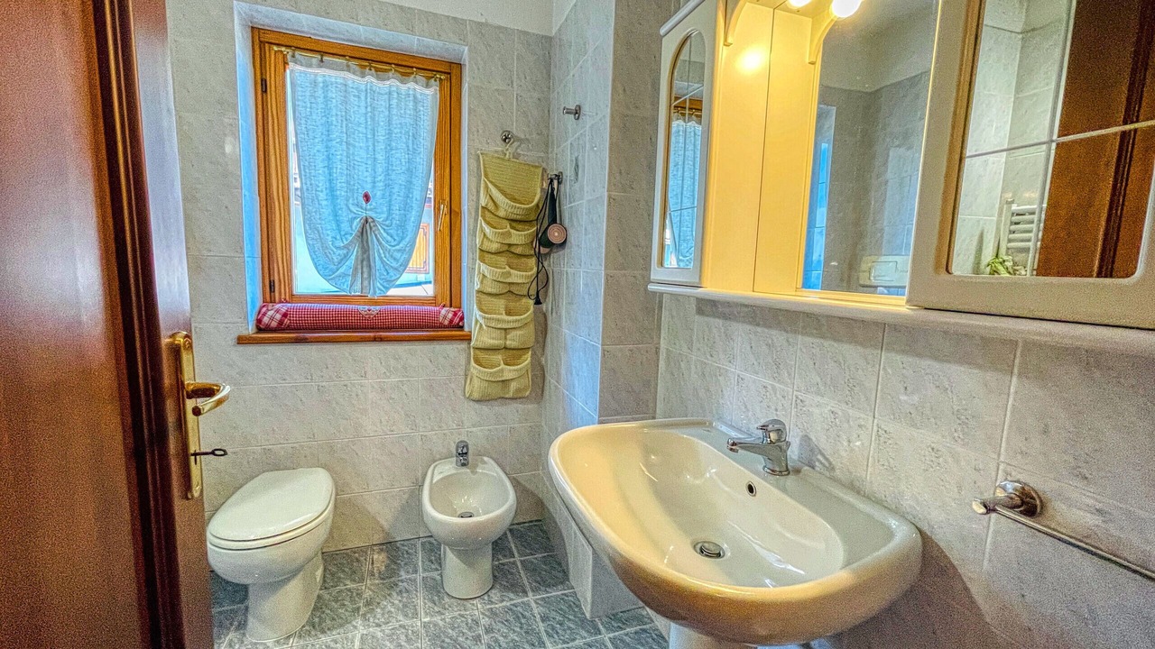 Photo of Bathroom in Oulx