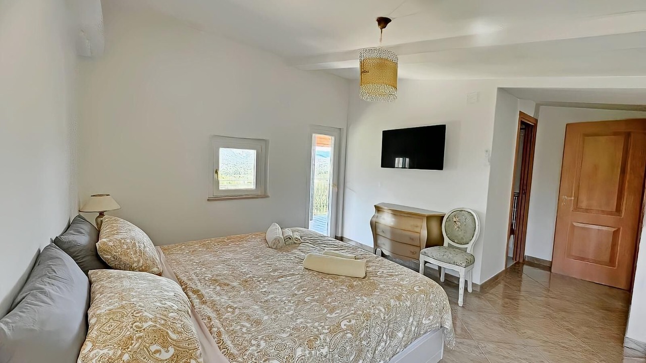 Photo of Bedroom in Atina