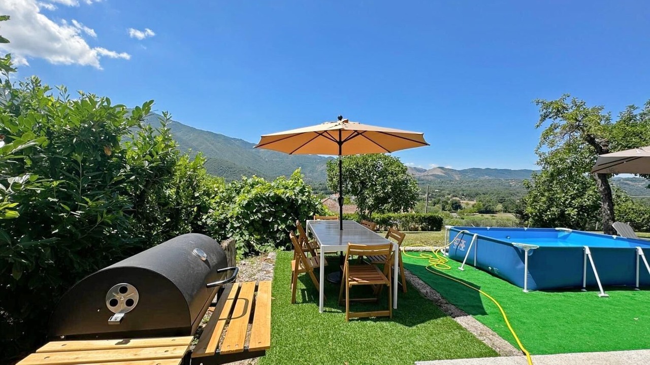 Photo of Outdoor in Atina
