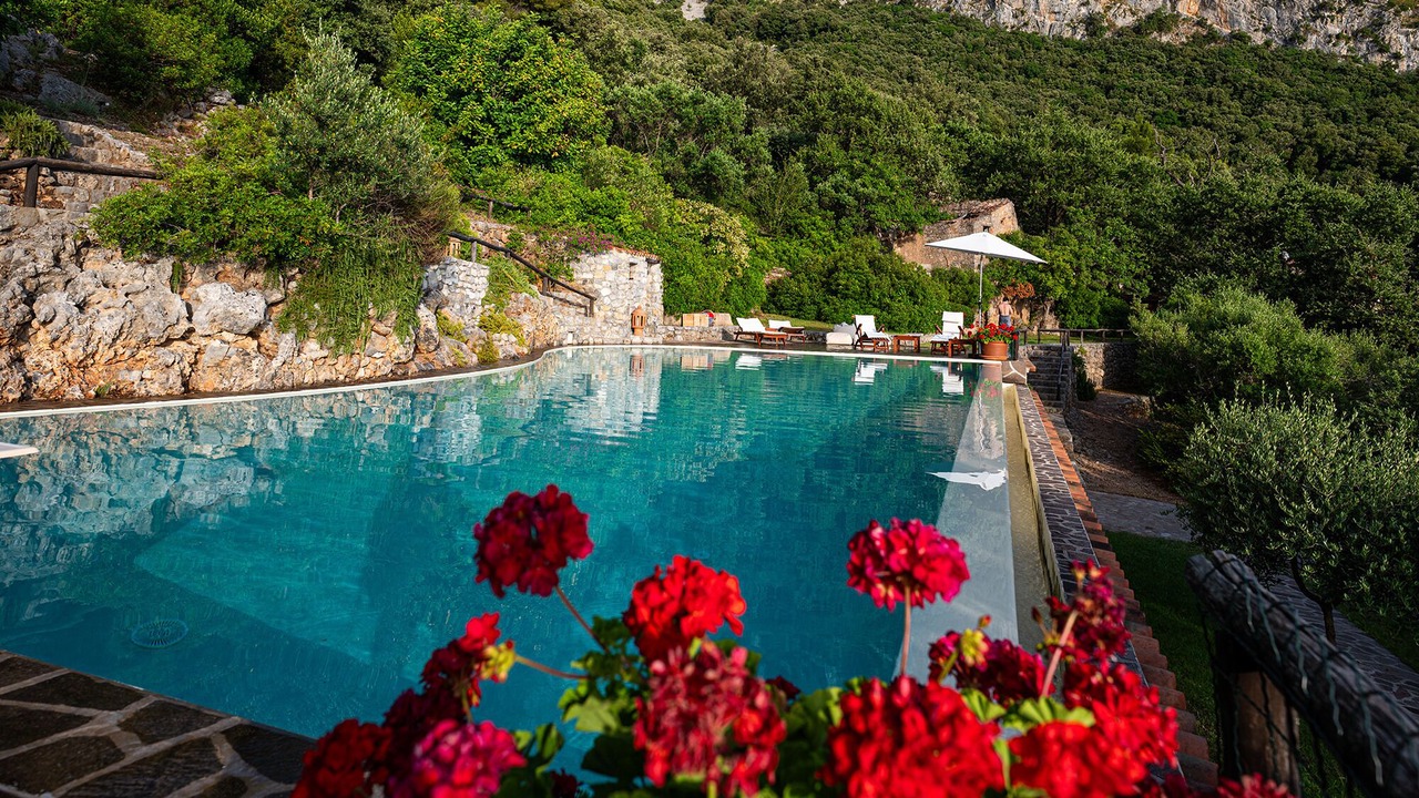 Photo of Outdoor in Cersuta