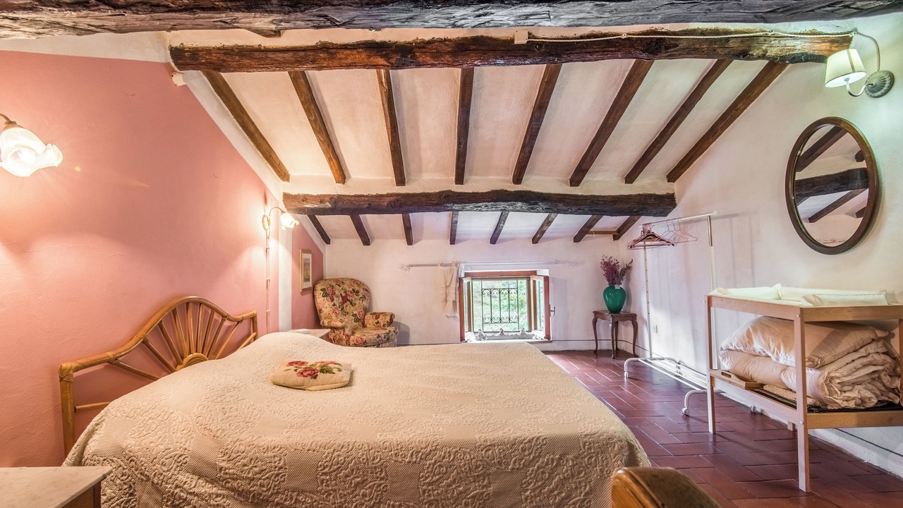Photo of Bedroom in Montieri