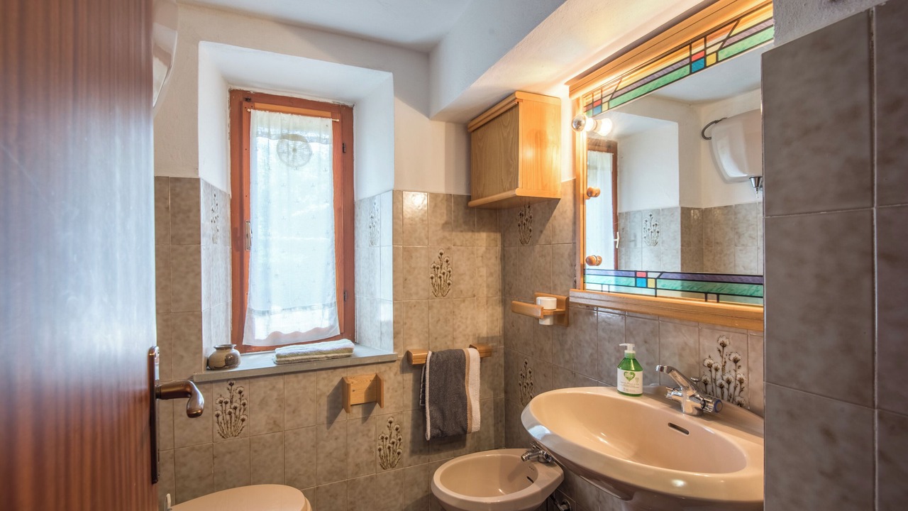 Photo of Bathroom in Montieri