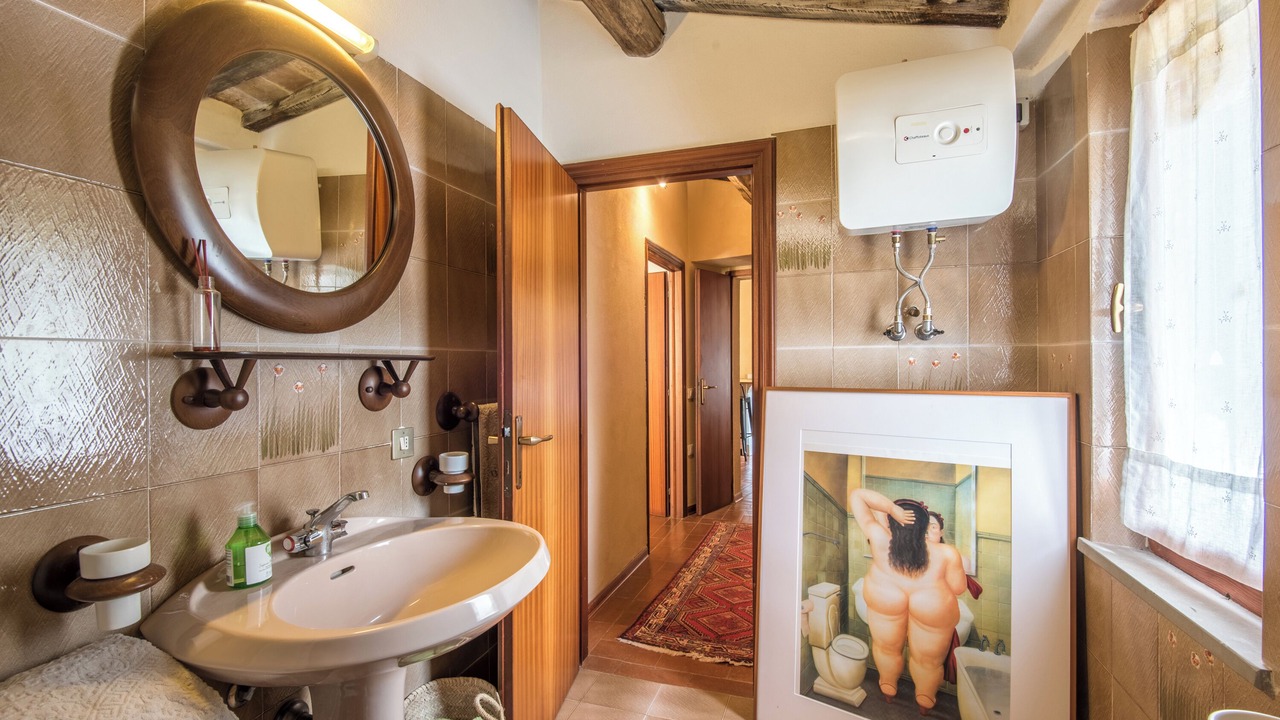 Photo of Bathroom in Montieri