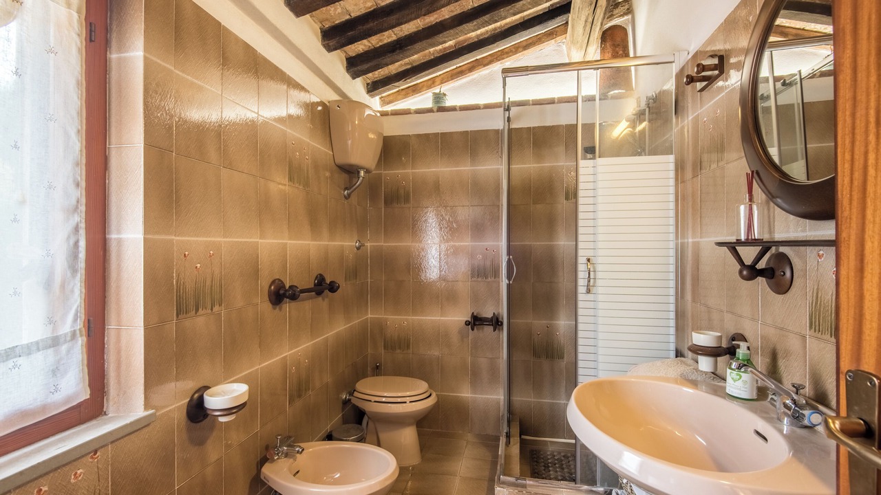 Photo of Bathroom in Montieri
