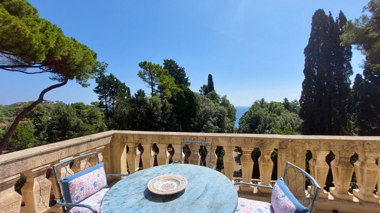 Photo of Outdoor in Cavo
