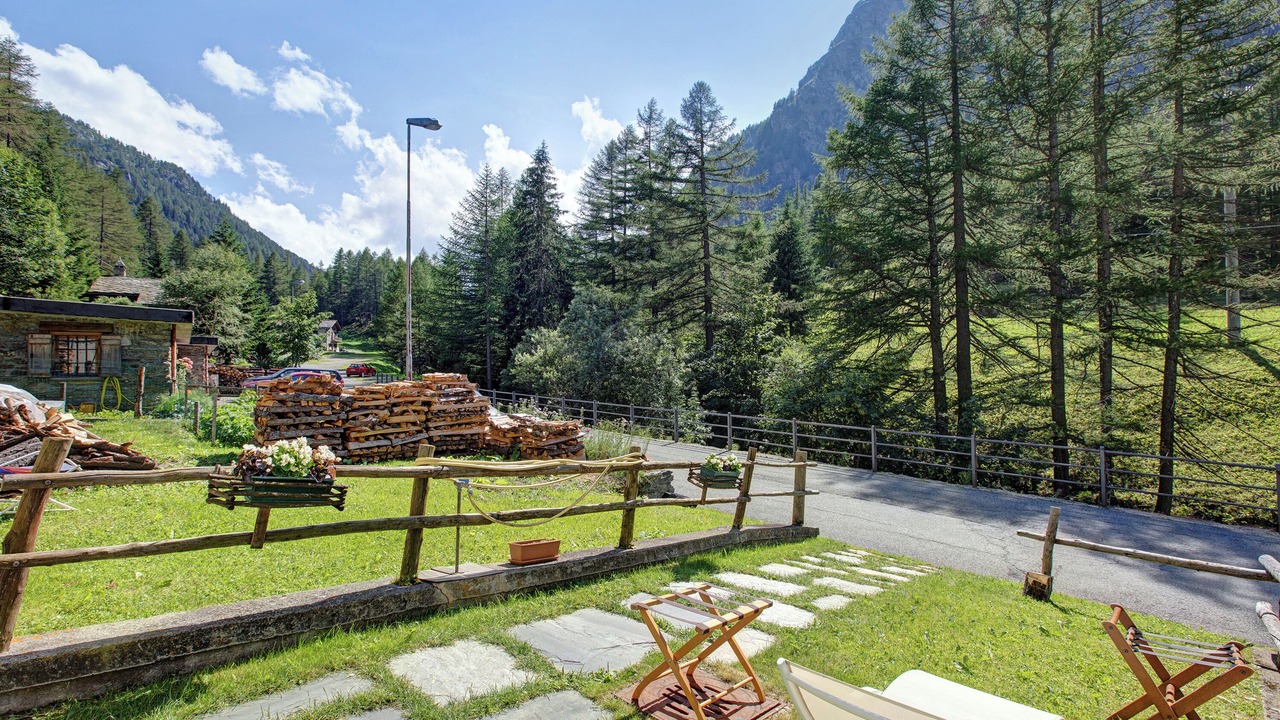 Photo of Outdoor in Gerbelle