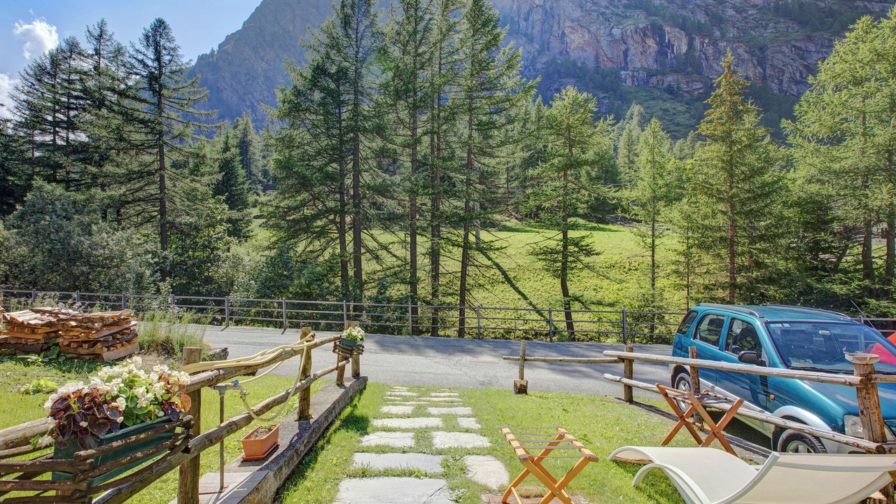 Photo of Outdoor in Gerbelle