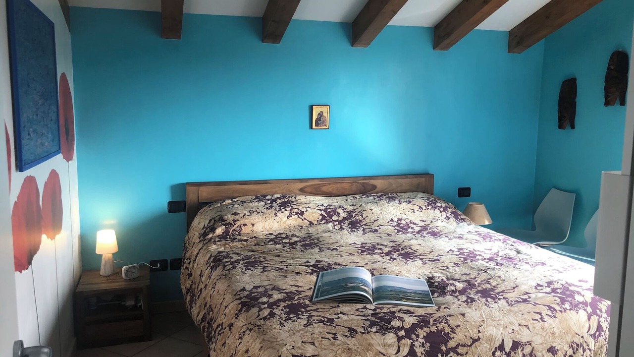 Photo of Bedroom in Travedona-Monate