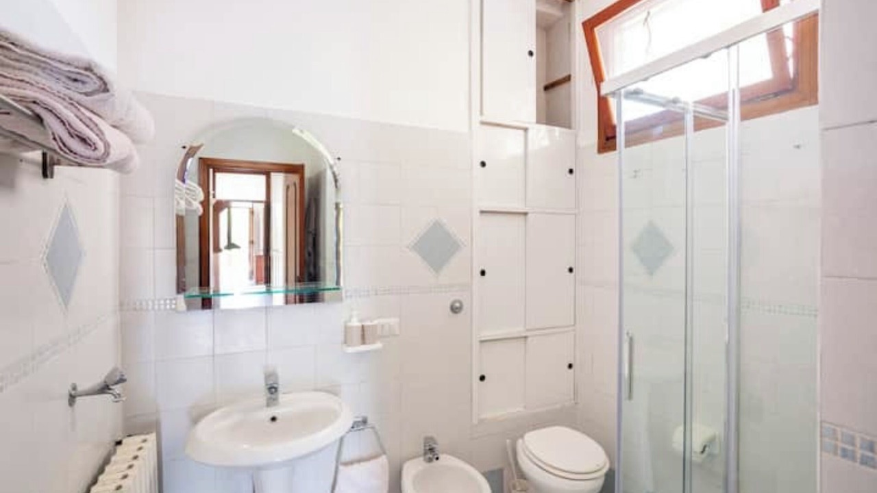 Photo of Bathroom in Minturno