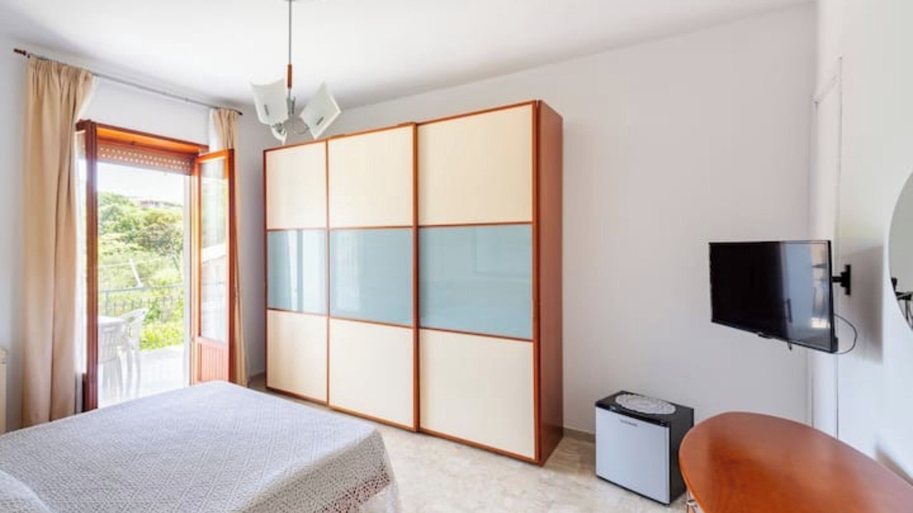 Photo of Bedroom in Minturno