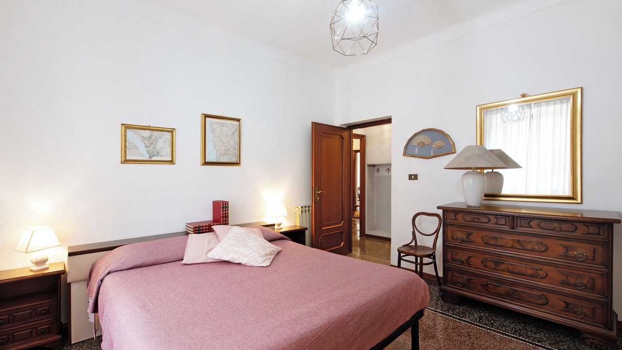 Photo of Bedroom in Genoa