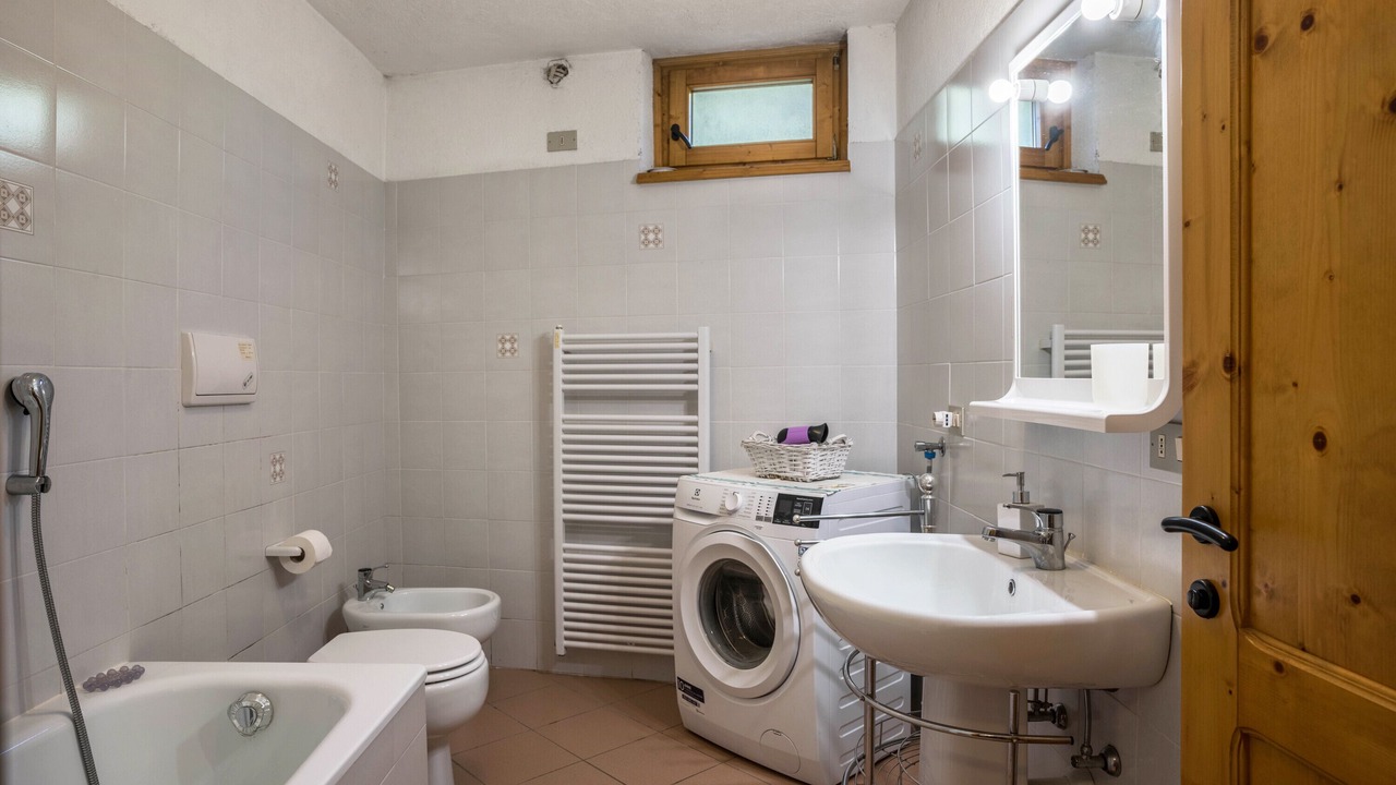 Photo of Bathroom in Peio