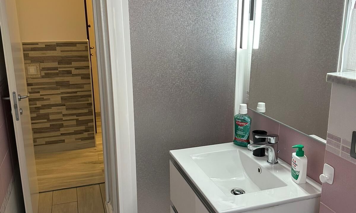 Photo of Bathroom in Rezza