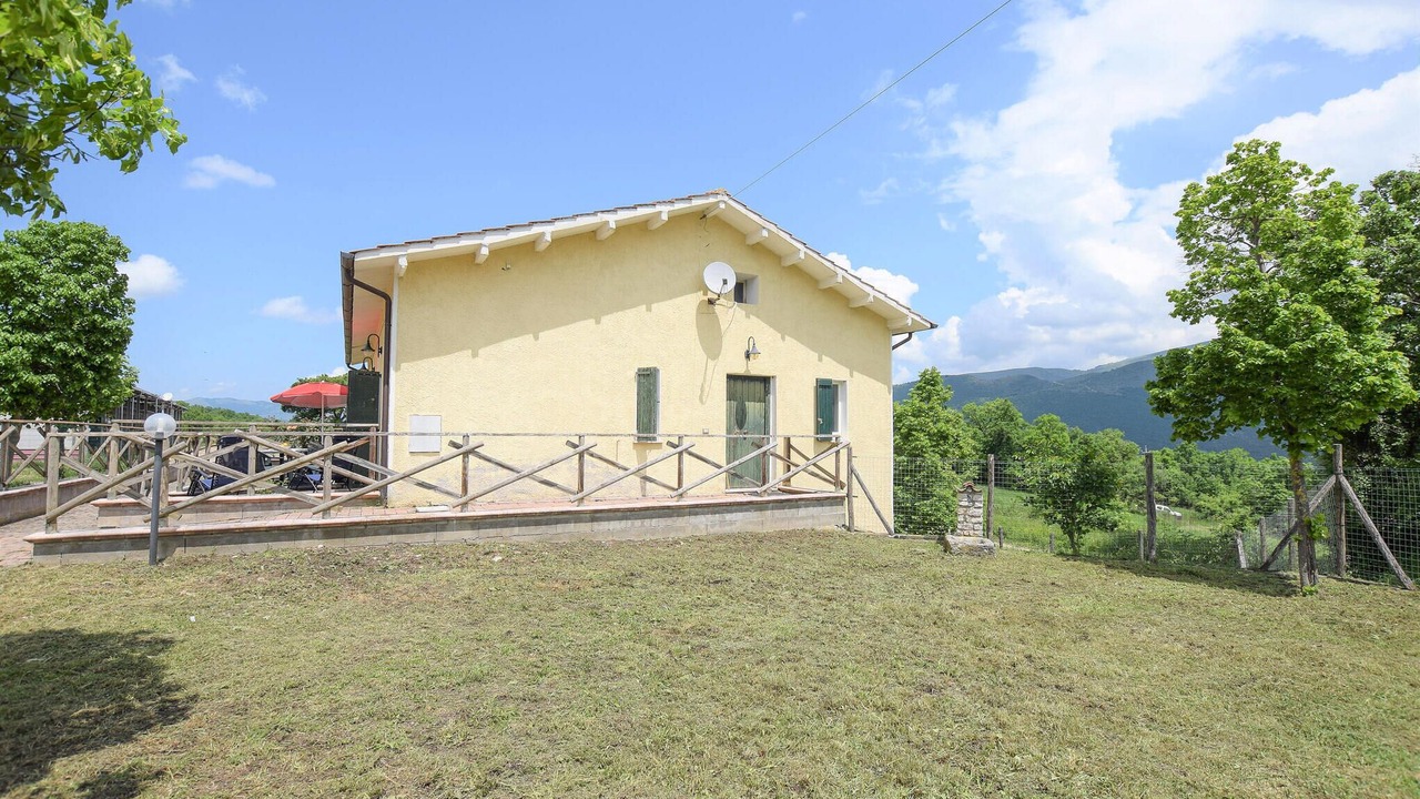 Photo of Others in Preci