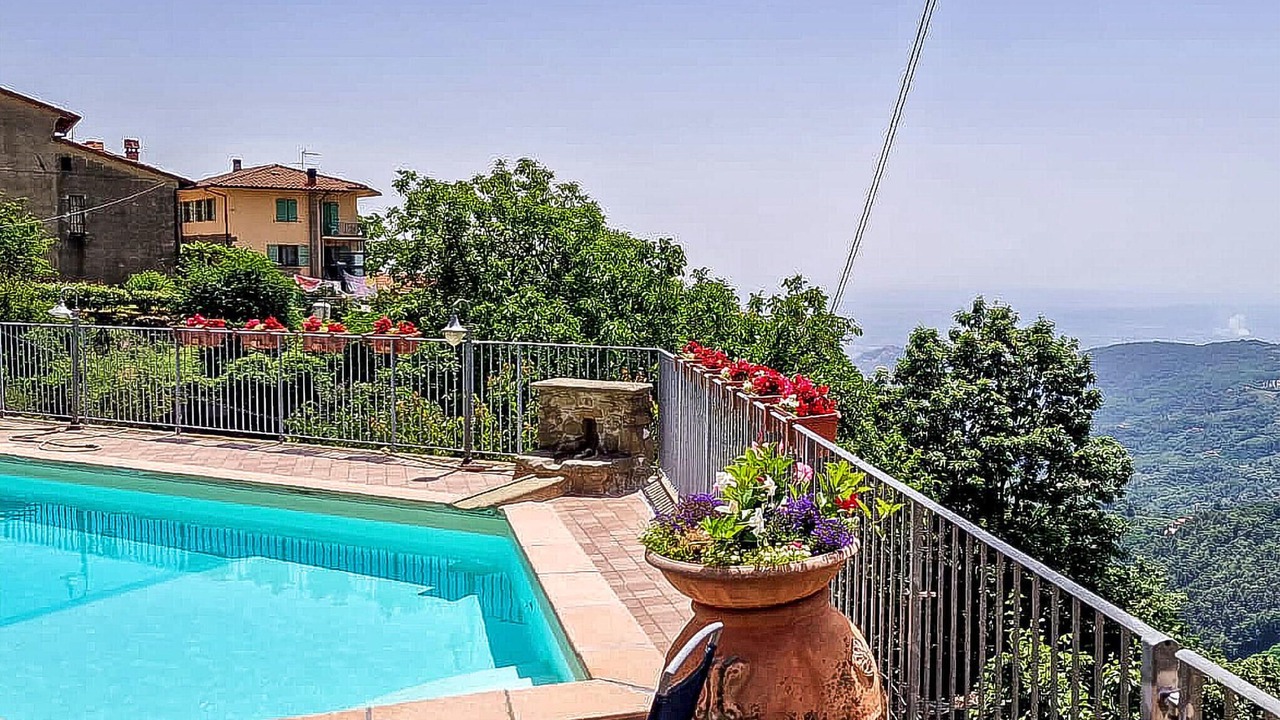 Photo of Bedroom in Avaglio