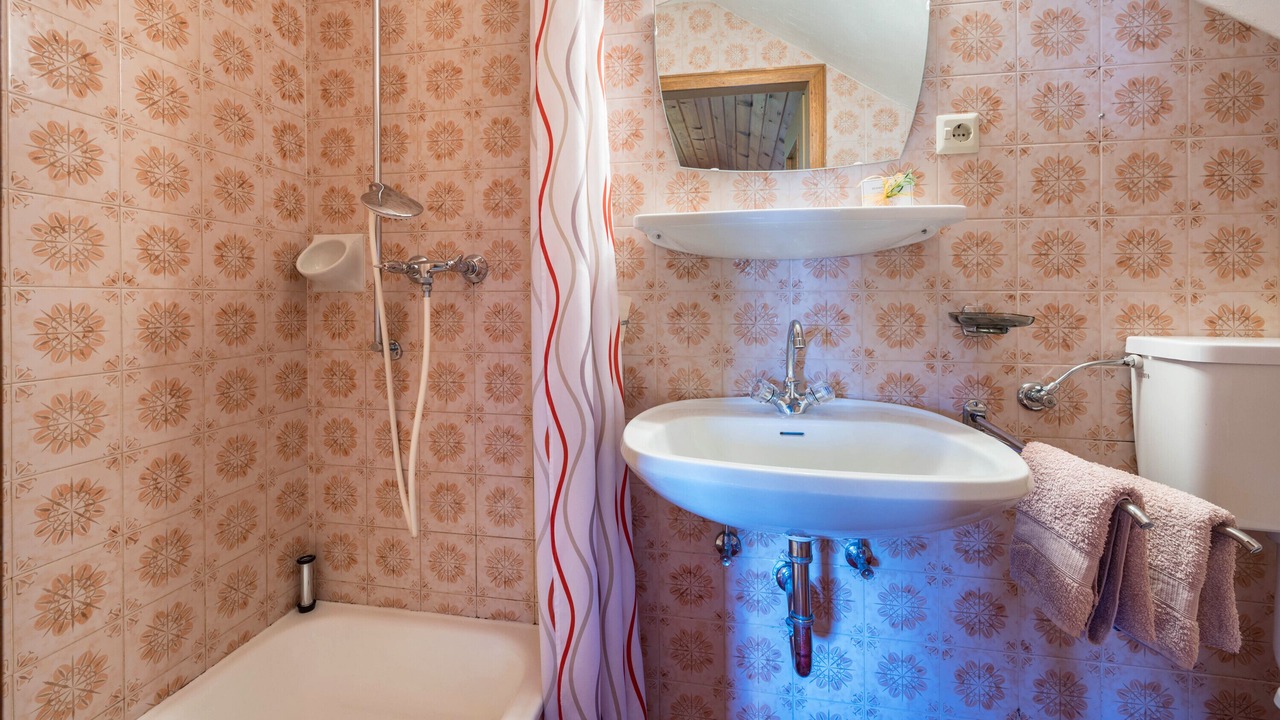 Photo of Bathroom in Casola