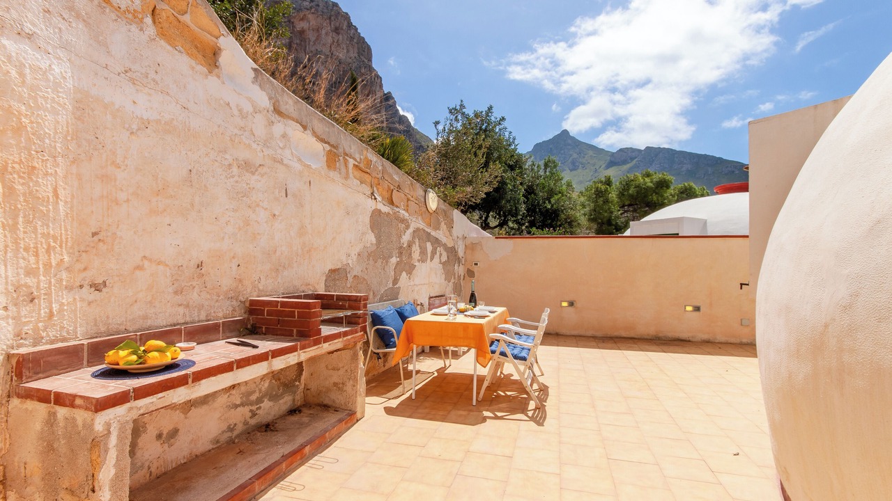 Photo of Outdoor in Macari