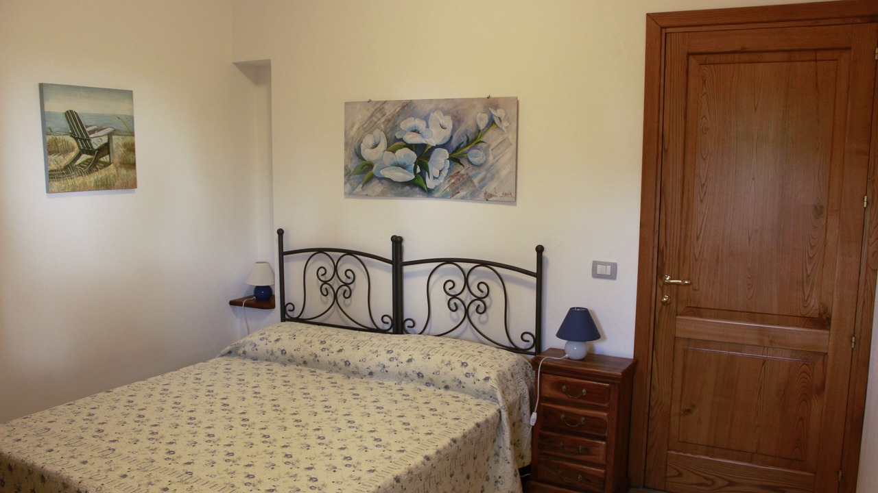 Photo of Bedroom in Villanova Monteleone