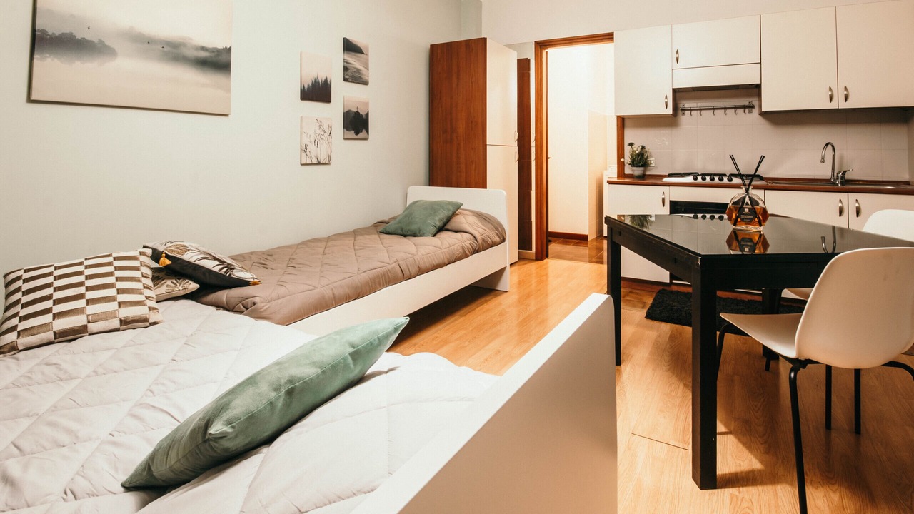 Photo of Livingroom in Downtown