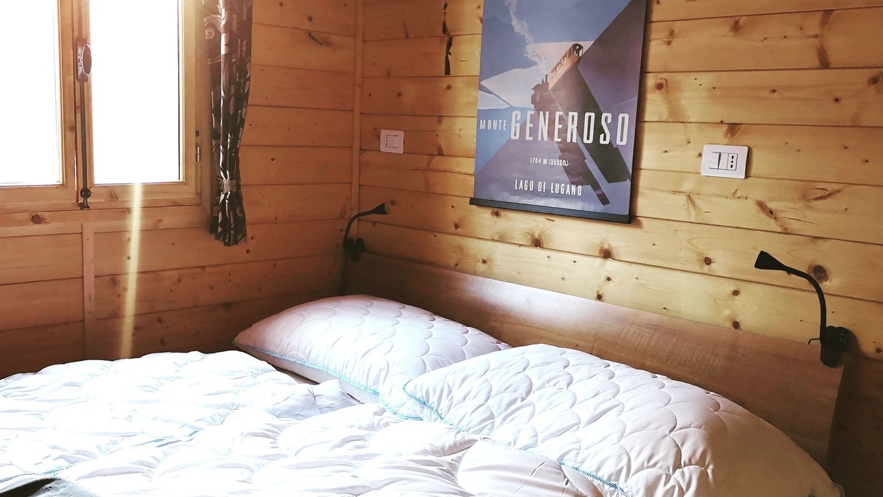 Photo of Bedroom in Porlezza