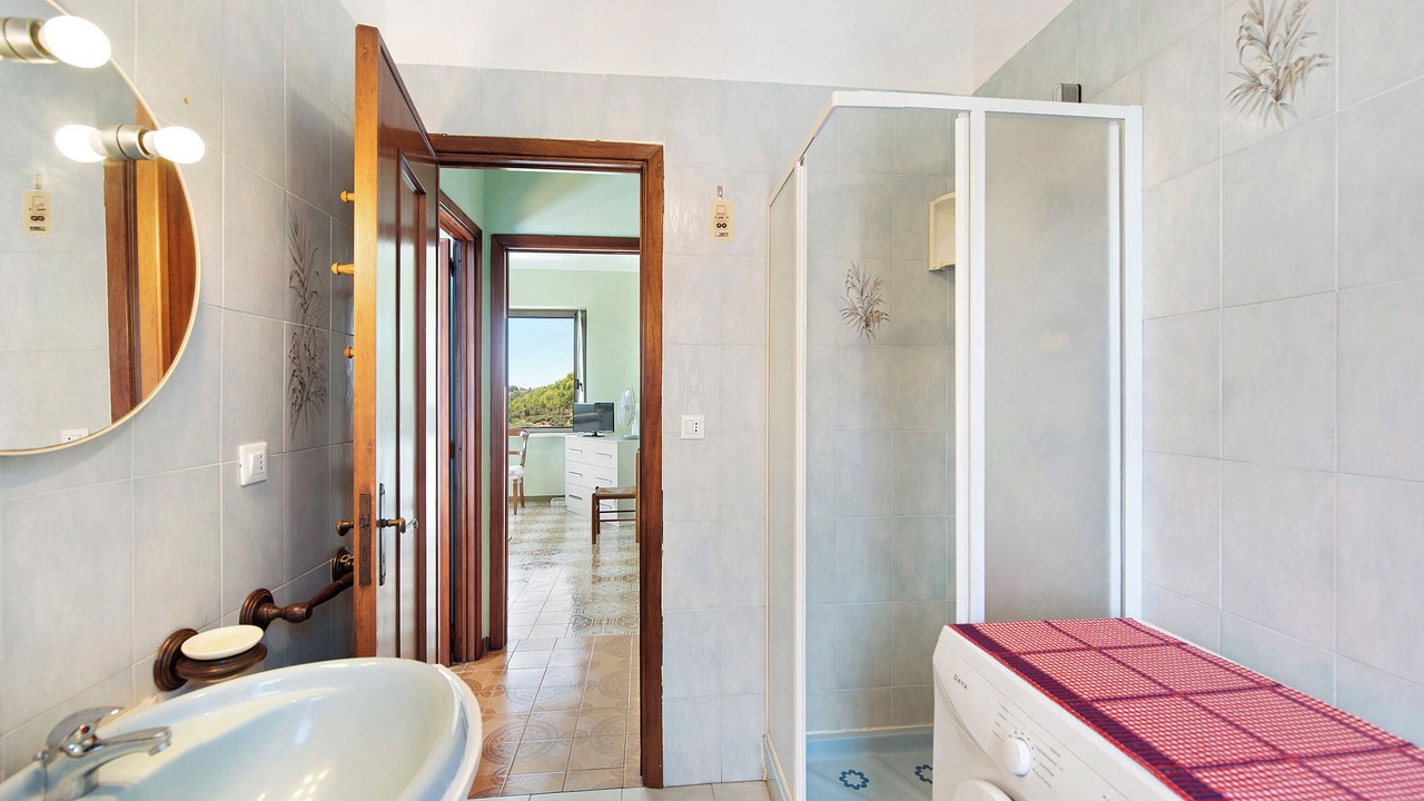 Photo of Bathroom in Gavi