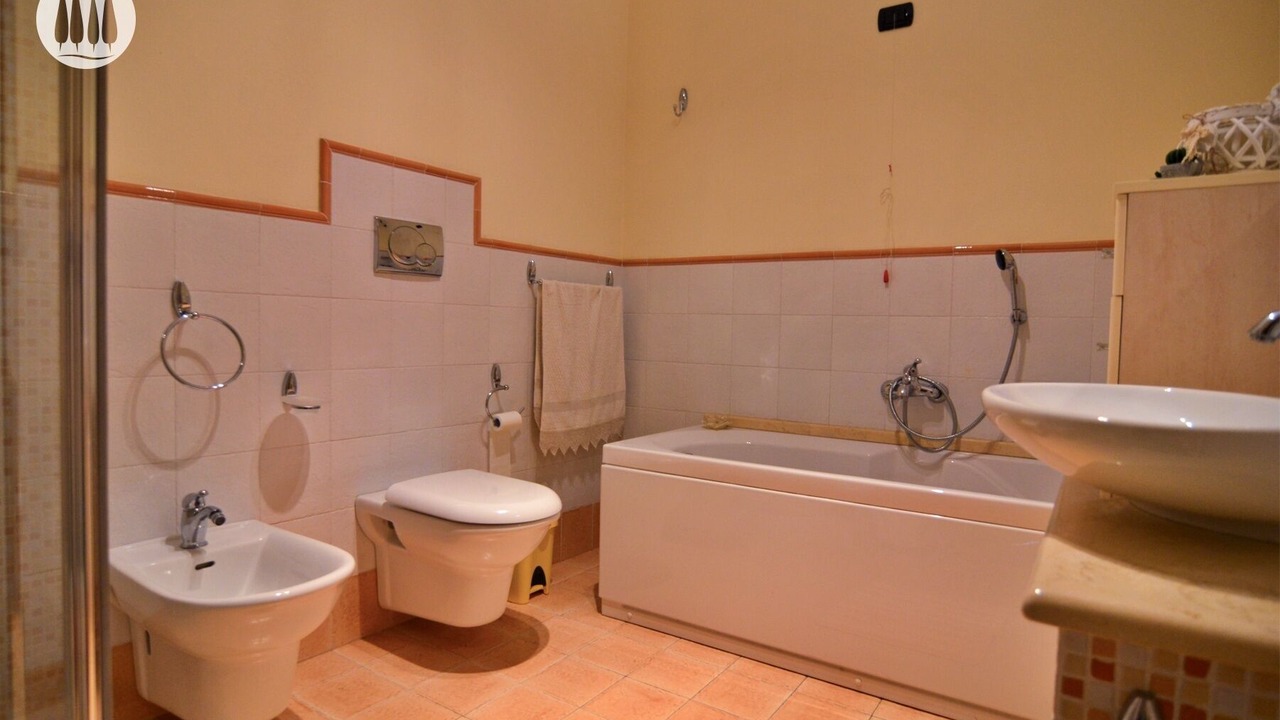 Photo of Bathroom in Mologno