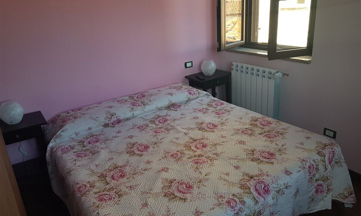 Photo of Bedroom in Moliterno