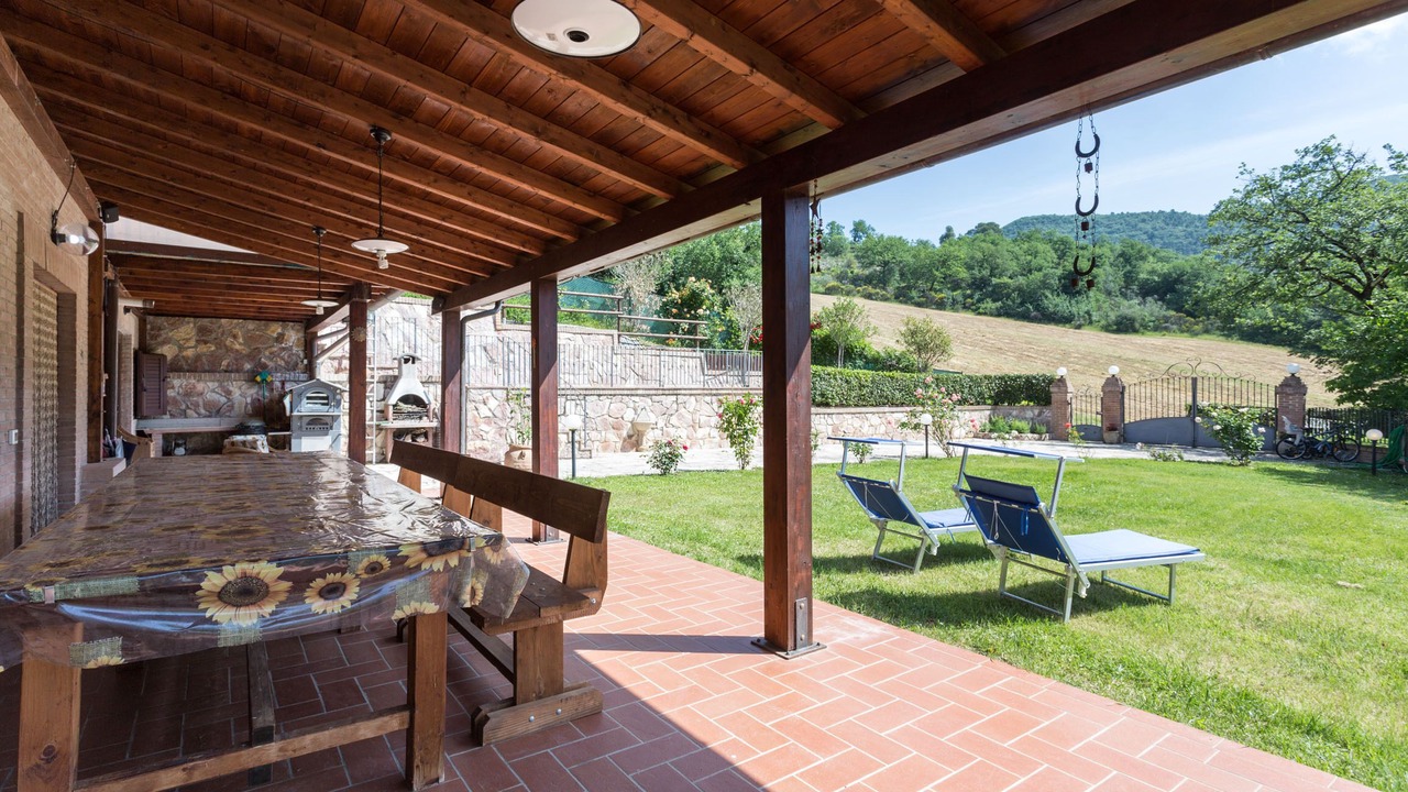 Photo of Outdoor in Strettura