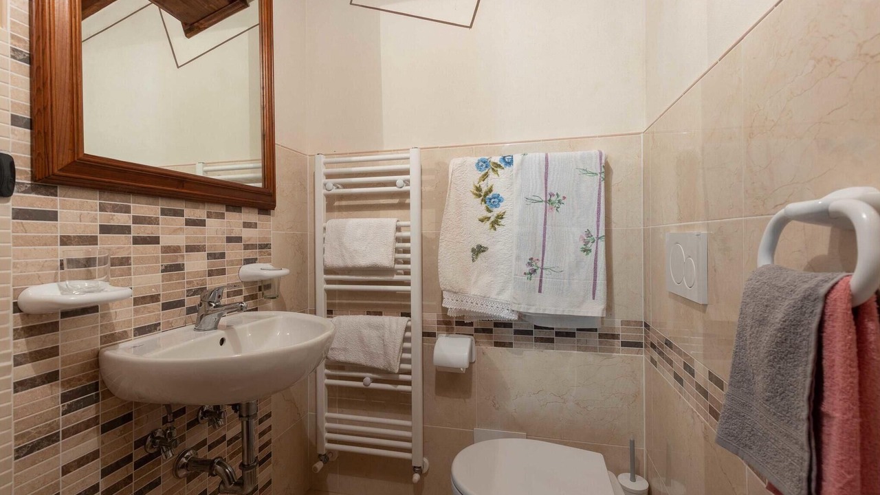 Photo of Bathroom in Barga