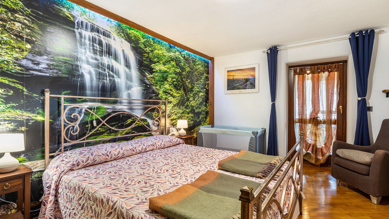 Photo of Bedroom in Nus