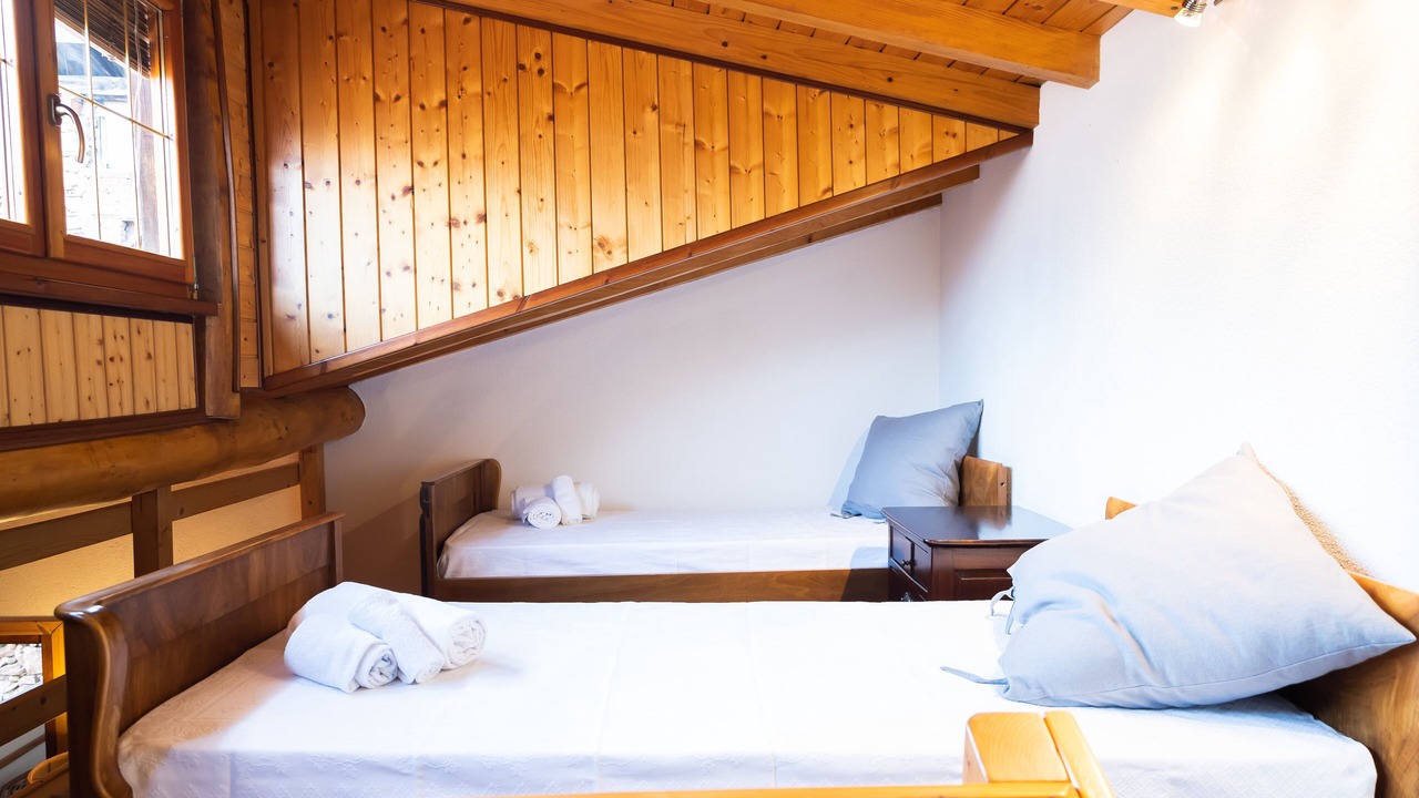 Photo of Bedroom in Brusimpiano