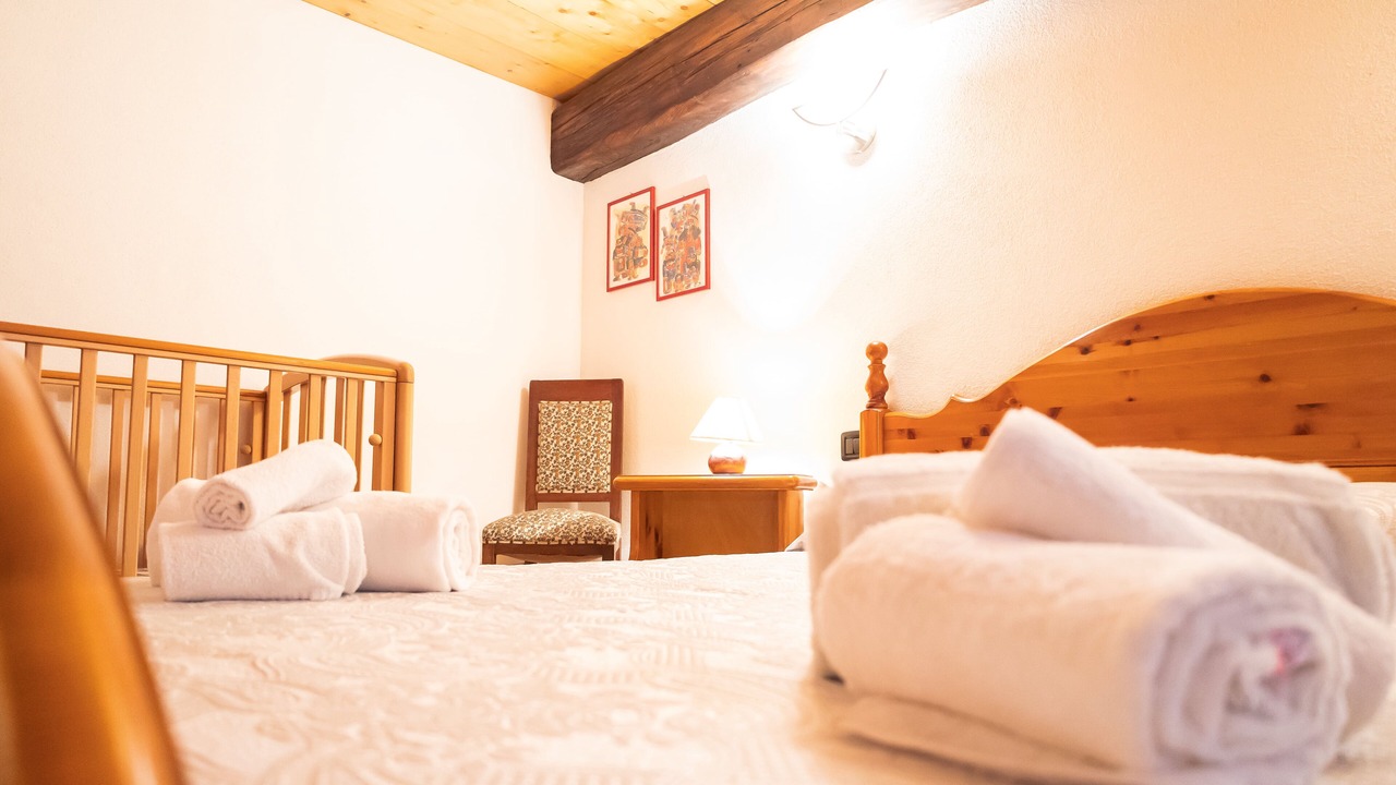 Photo of Bedroom in Brusimpiano
