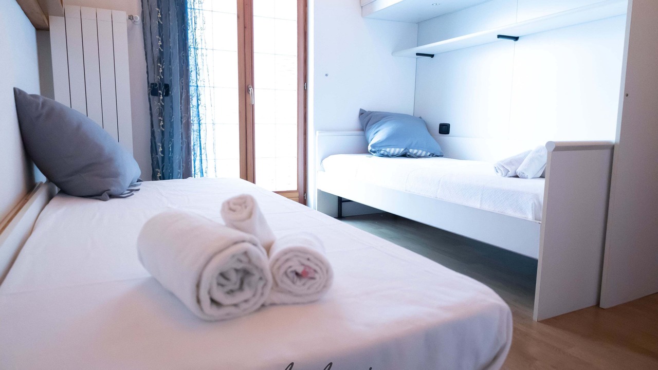 Photo of Bedroom in Brusimpiano