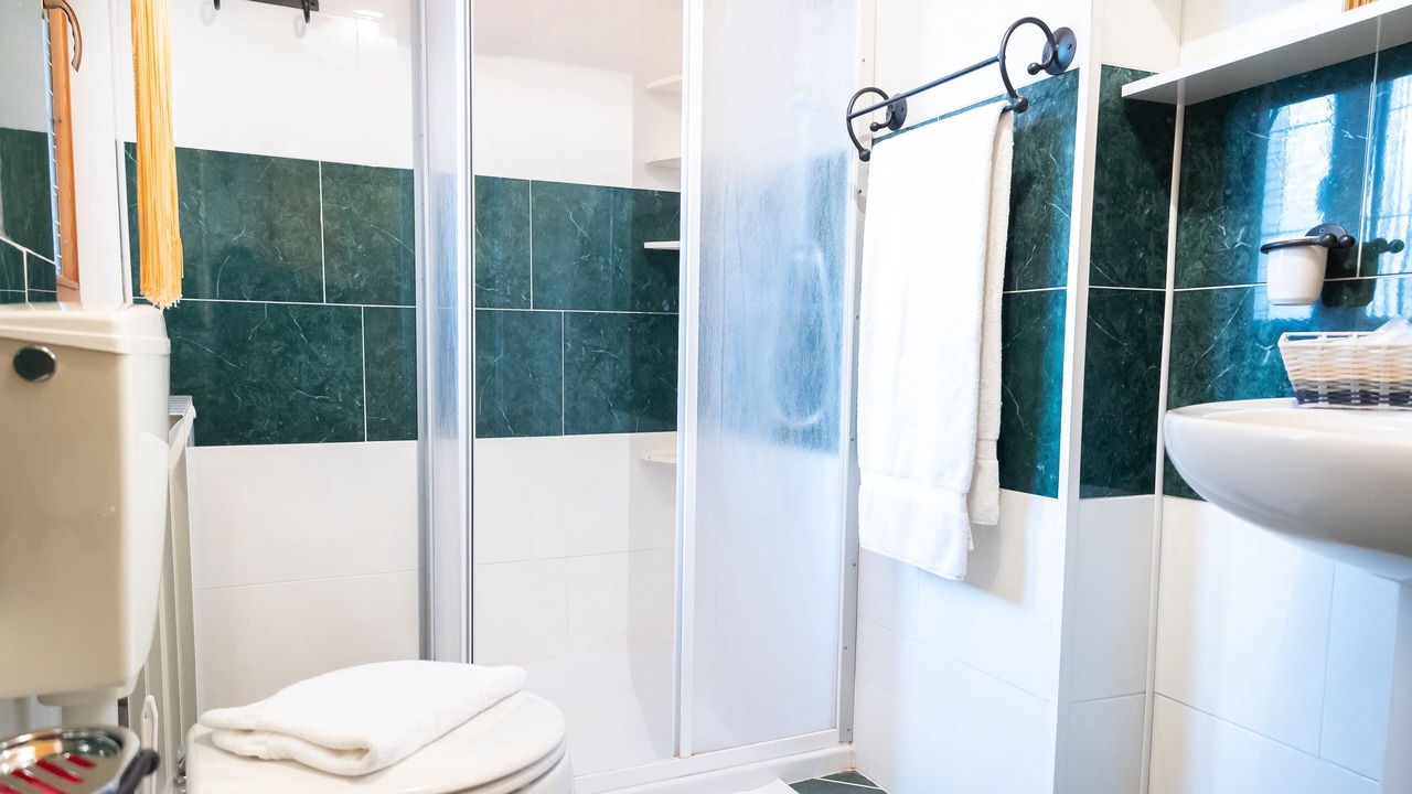 Photo of Bathroom in Brusimpiano