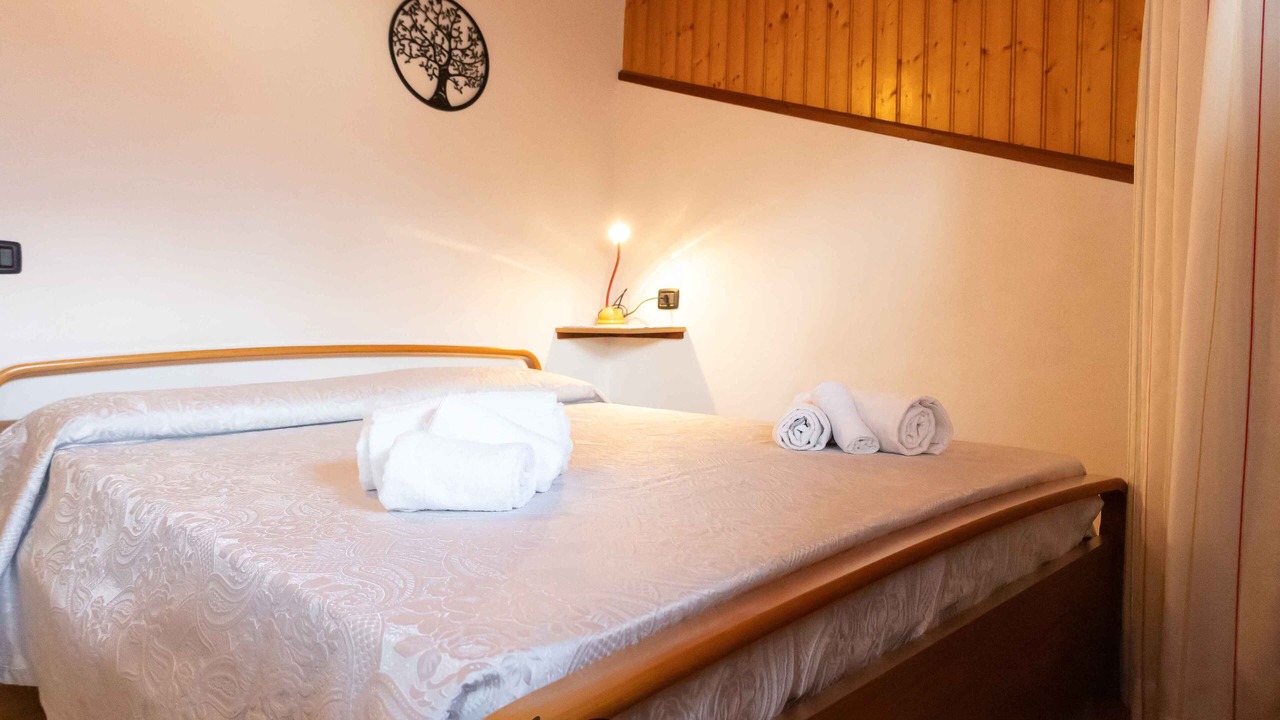Photo of Bedroom in Brusimpiano